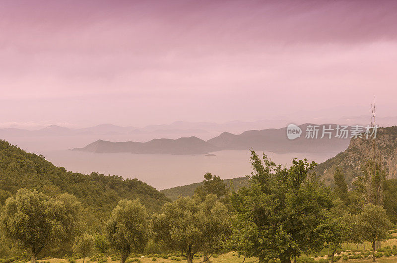 土耳其fethiye mugla附近地中海海岸著名的天然卡巴克海滩